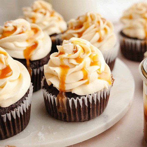 Salted Caramel Cupcake – gooey caramel center