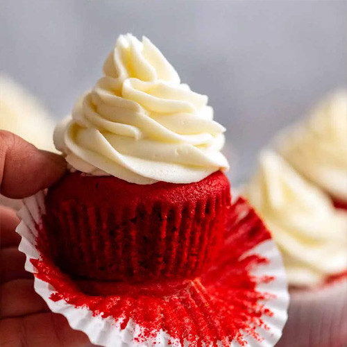 Red Velvet Cupcake – cream cheese frosting